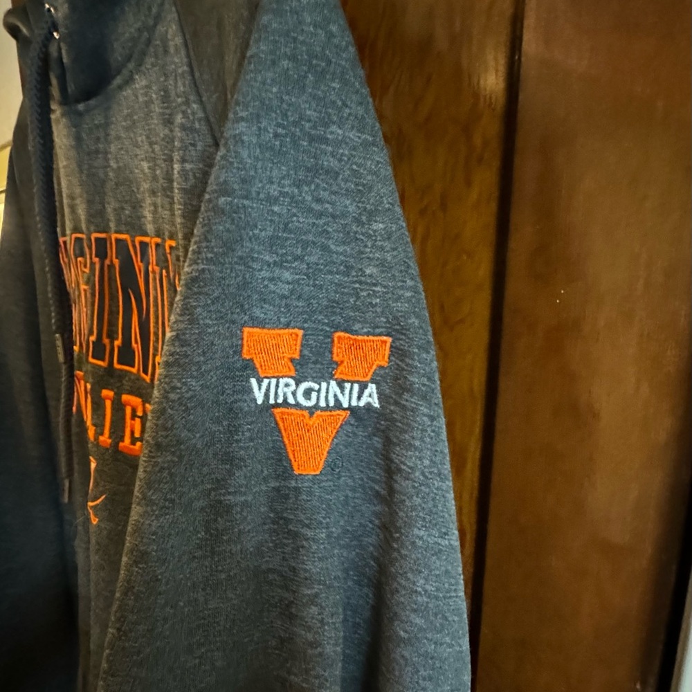 Men’s Medium University of Virginia Cavaliers Embroidered Hoodie- UVA - Picture 2 of 4